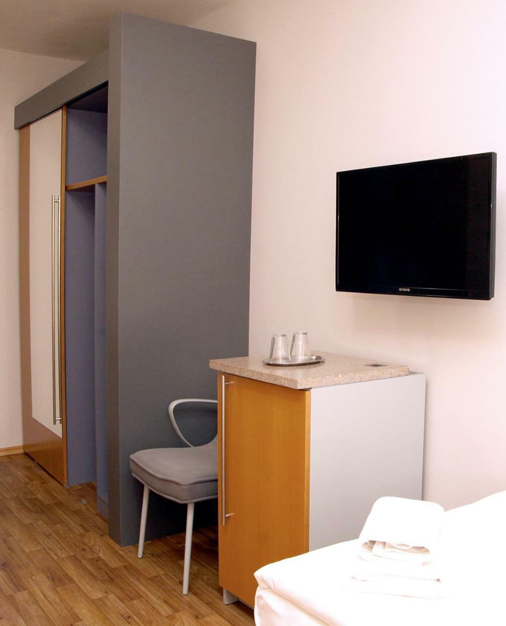 Sedlecky Dvur Hotel Sedlec  Ngoại thất bức ảnh